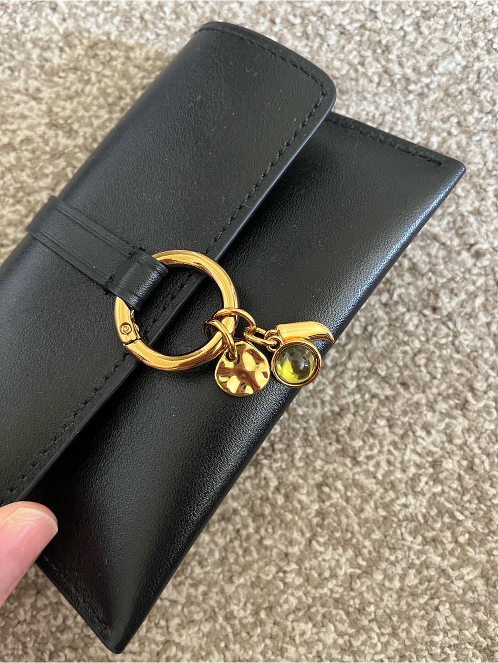 Madewell Black Leather Wallet with Gold Snap Detail The Ring Charm Wallet - Picture 2 of 6